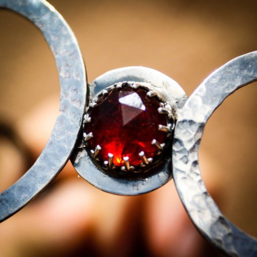 Silver Choker w Hessonite Garnet - Image 2